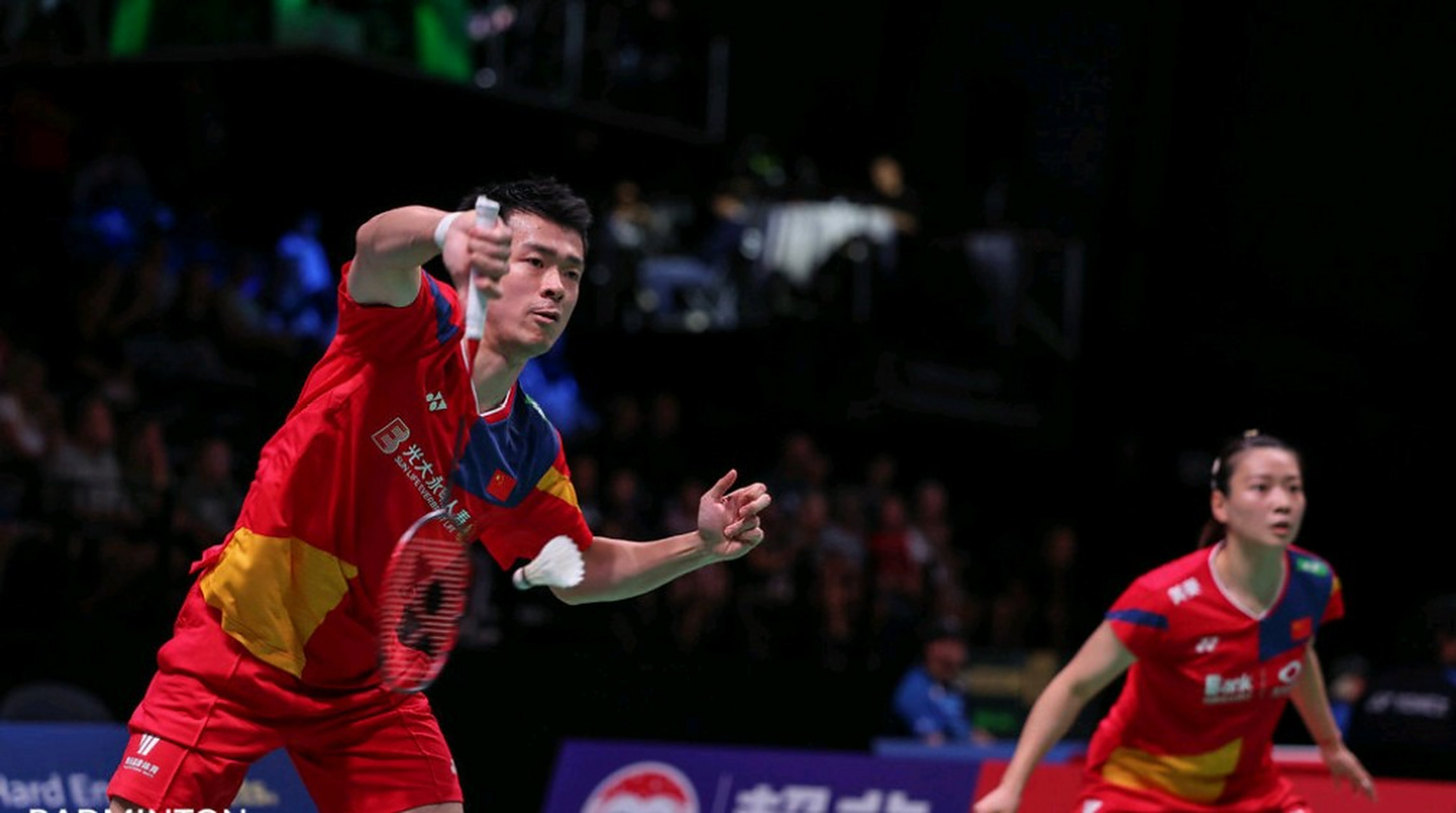 他希望用比 他希望用比