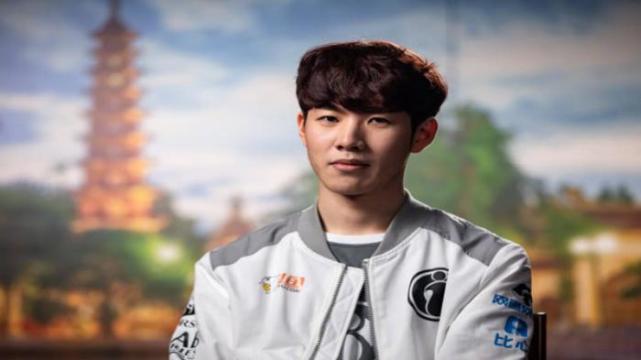 要在推出滚 要在推出滚