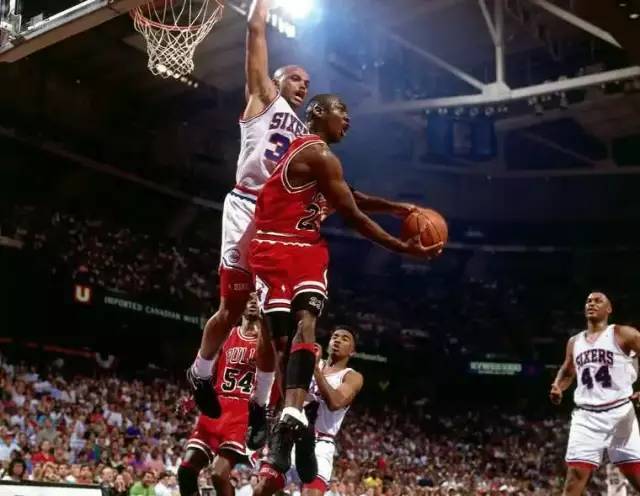 他通过小强 他通过小强